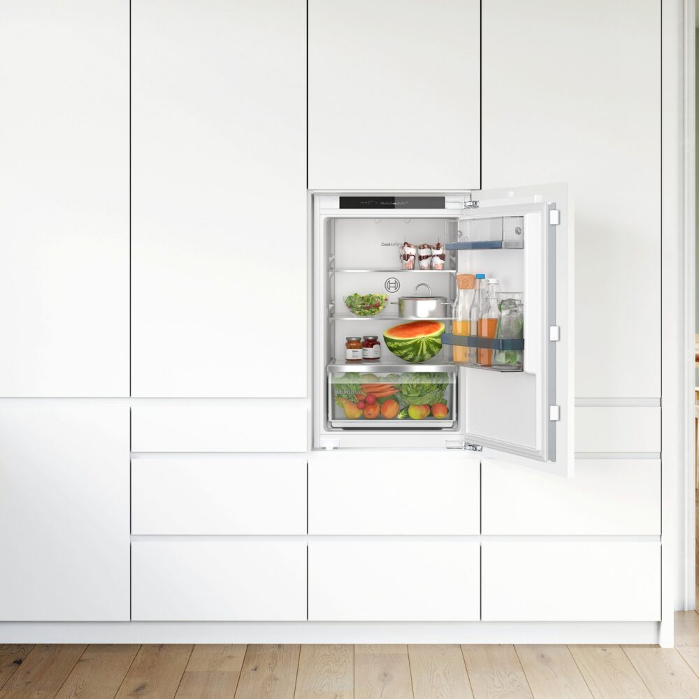 Alternative view of Serie 4, Einbau-Kühlschrank, 87.4 x 54.1 cm, Flachscharnier, KIR21VFE0
