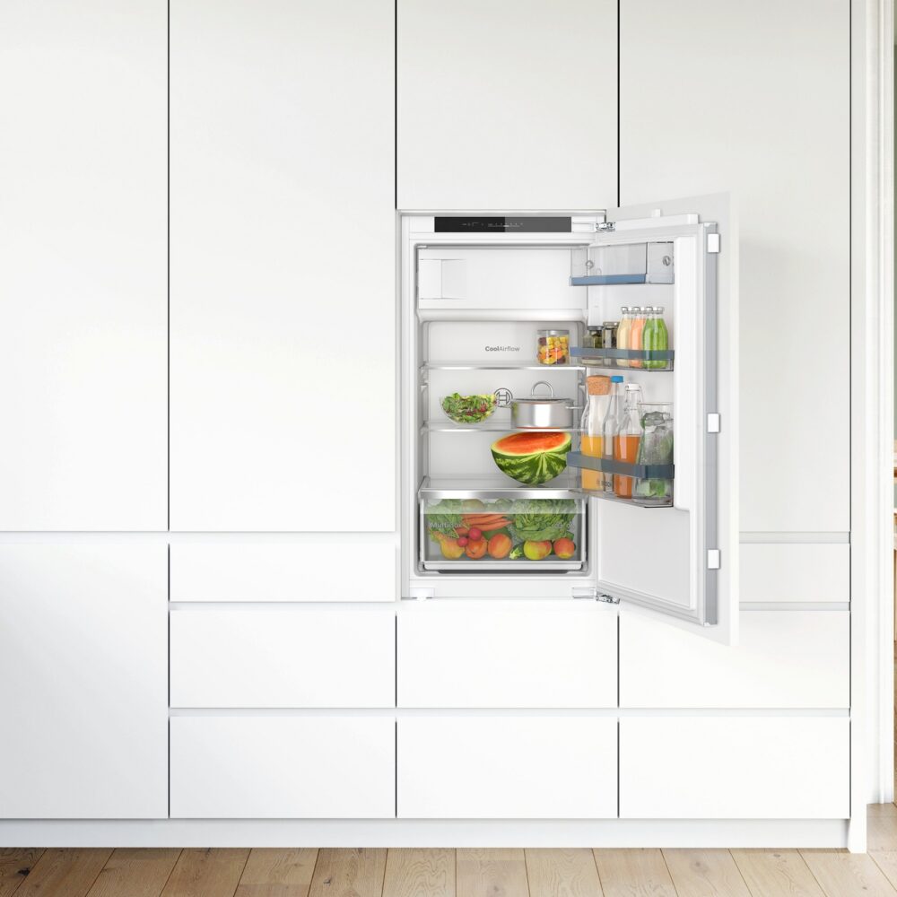 Alternative view of Serie 4, Einbau-Kühlschrank mit Gefrierfach, 102.1 x 54.1 cm, Flachscharnier, KIL32VFE0